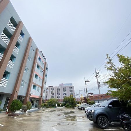 Ananya Residence Τσον Μπουρί Εξωτερικό φωτογραφία